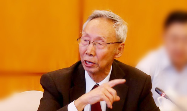 在交叉學科領域自由跨越的“大家”——訪中國科學院院 士倪嘉纘（深圳特區報）